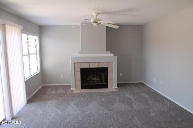 Building Photo - 10522 W Louise Dr