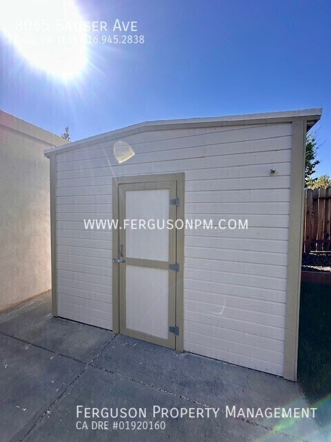 Building Photo - 8065 Bauser Ave