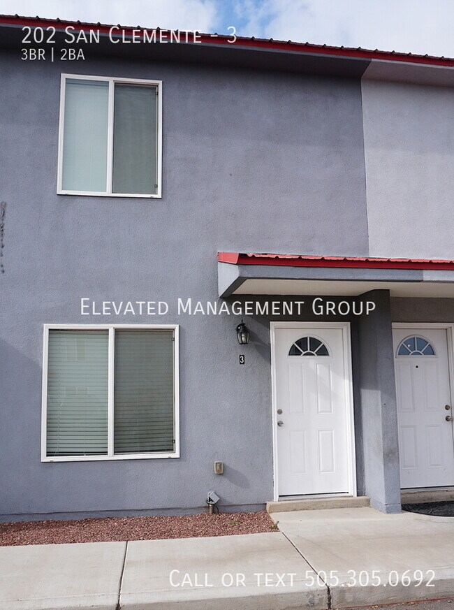 Building Photo - 202 San Clemente Ave NW