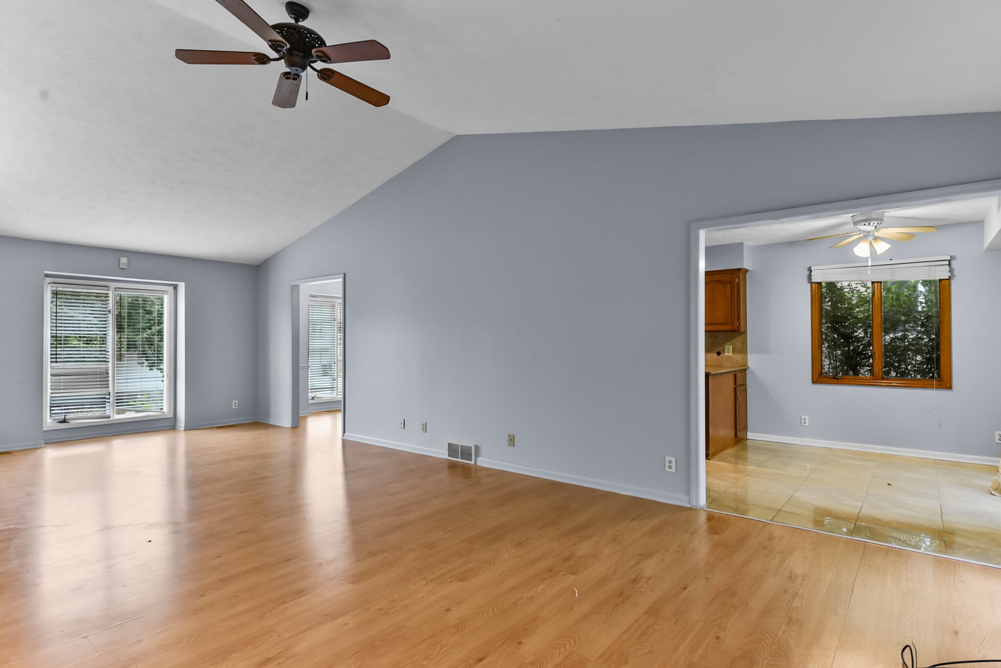 Building Photo - 5016 S 164th St