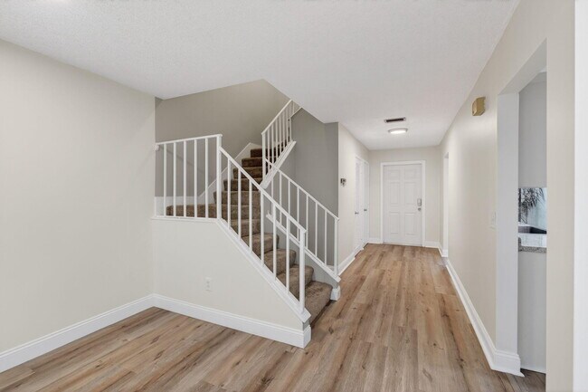 Building Photo - 21682 Cypress Rd