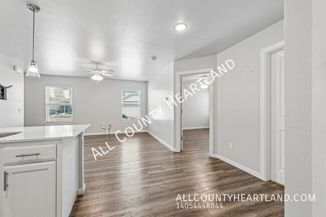 Building Photo - 12010 Rush St