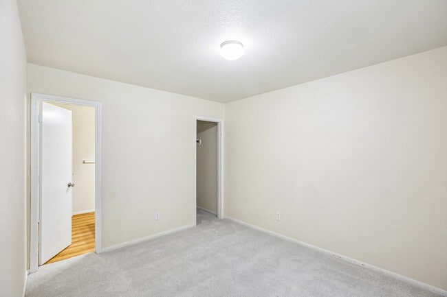 Building Photo - 21127 Fox Orchard Ct