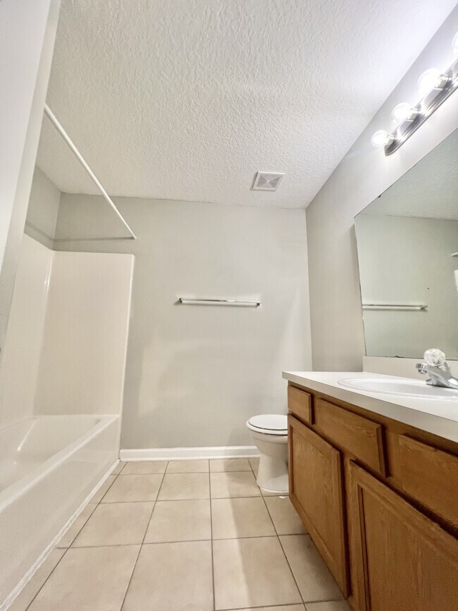 Building Photo - 6100 Maggies Cir