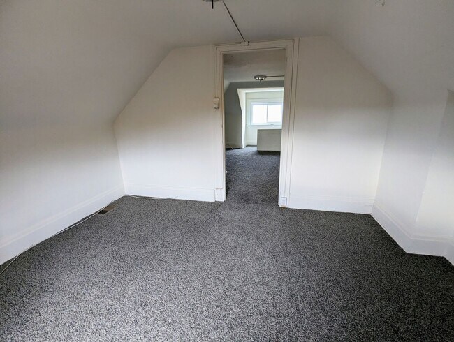 Building Photo - vin4031