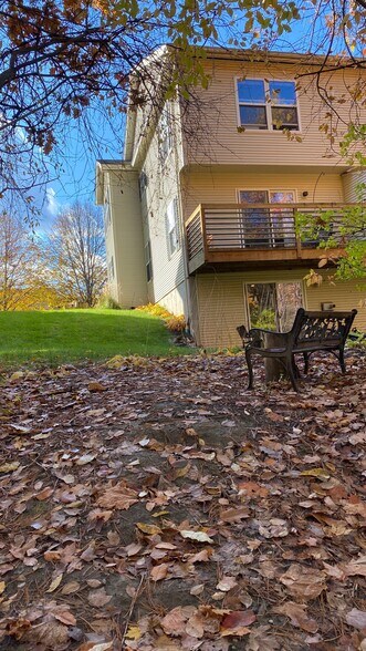 Building Photo - 201 Juniper Dr