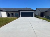 Building Photo - 9376/78 E Wassall