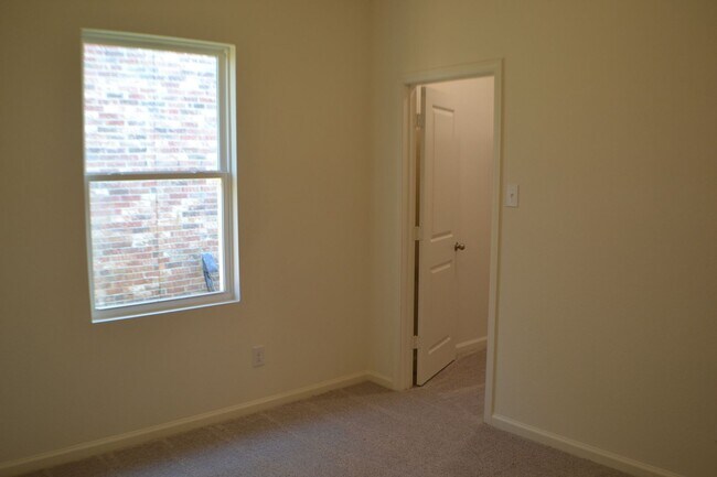 Building Photo - House 3 Bed 2 Bath in Forney for rent