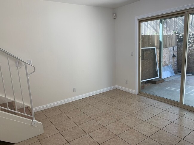 Building Photo - Charming Two-Story Home in Vista with Spac...