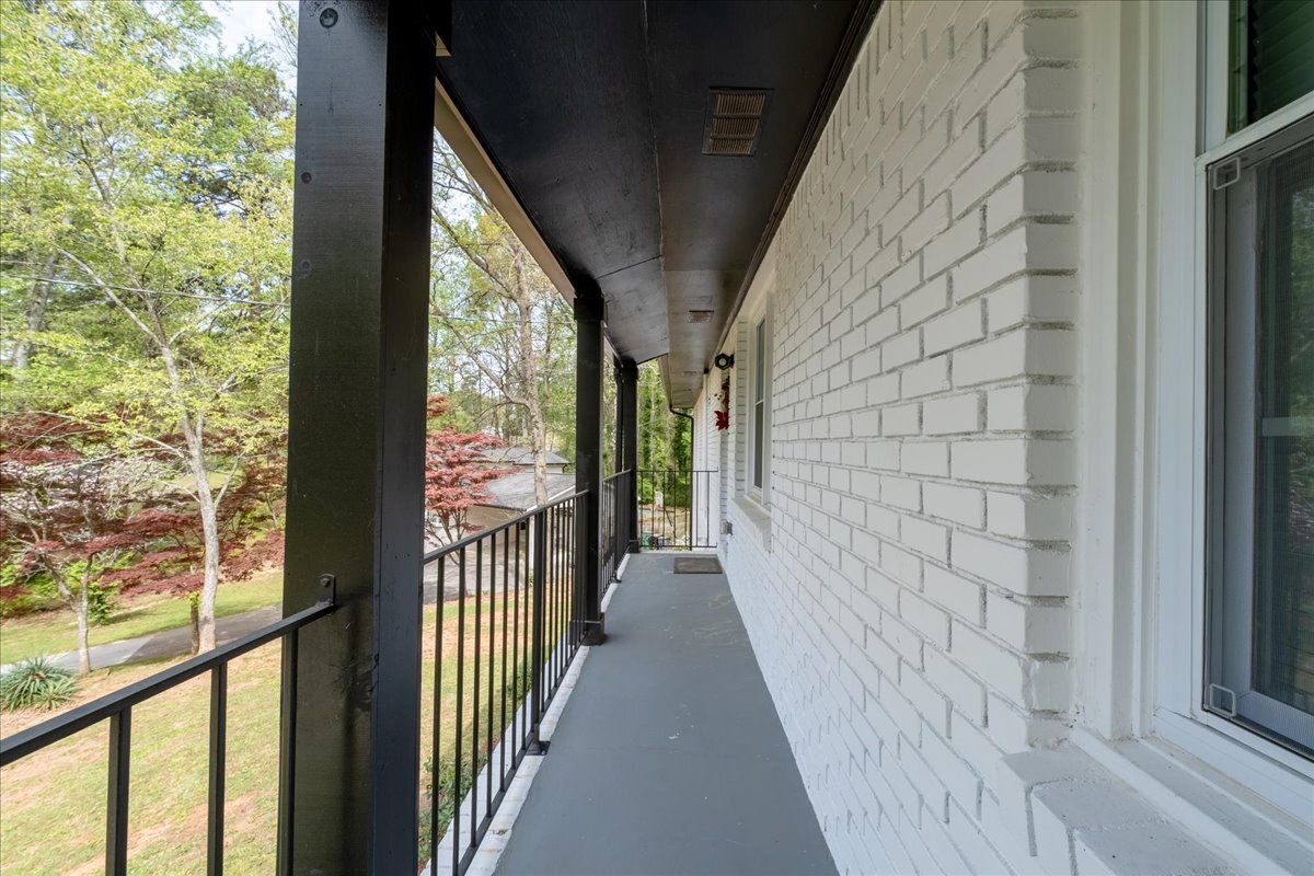 Building Photo - 641 Amber Pl SW