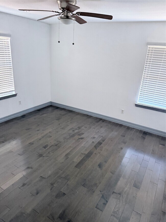 Building Photo - 3818 Linkwood Dr