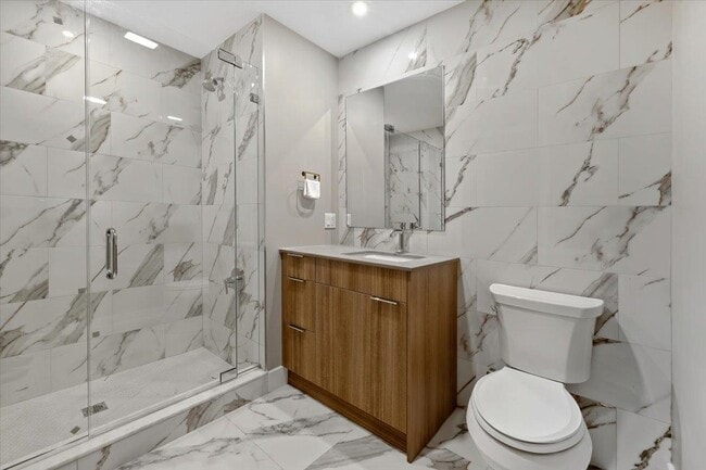 Building Photo - 4237 Bergen Turnpike