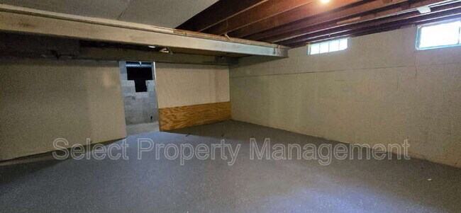 Building Photo - 7430 W Jefferson Blvd