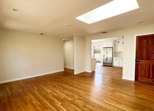 Building Photo - 144 San Rafael Ave