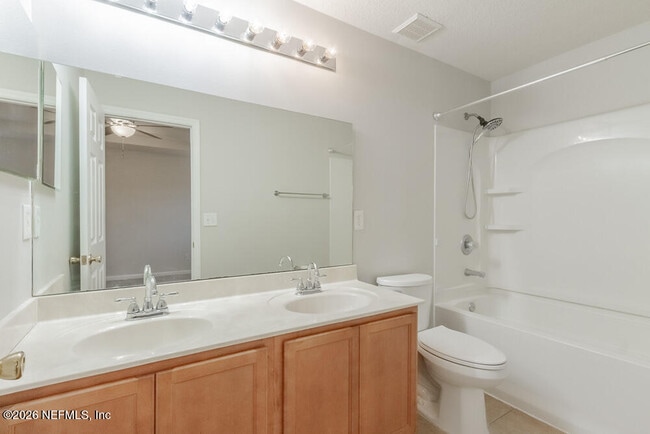 Building Photo - 2307 Sunset Bluff Dr