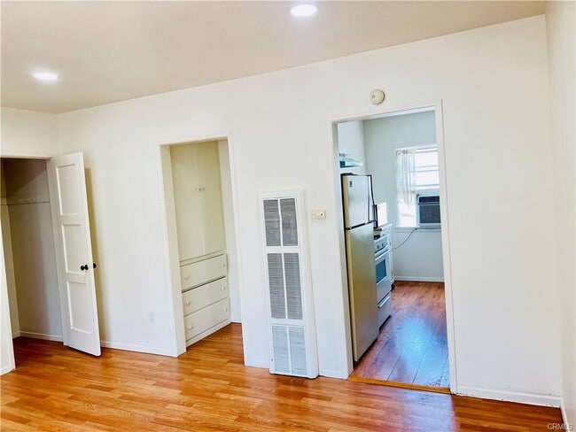 Gas wall unit and Extra Storage - 122 Elm Ave