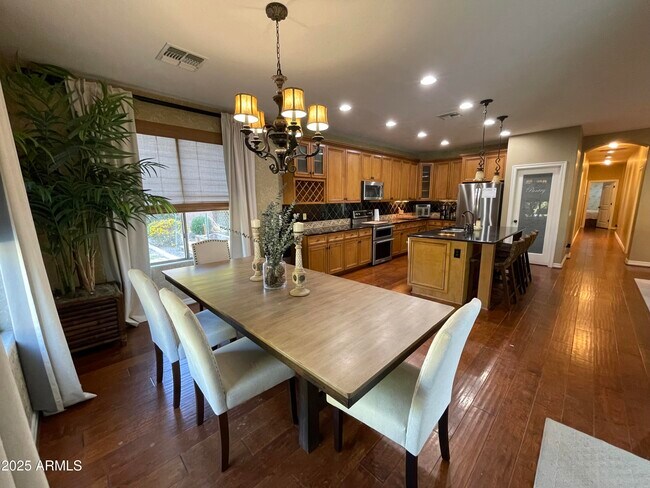 Building Photo - 4730 S Platinum Ct