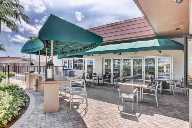 Building Photo - 301 Seville Dr