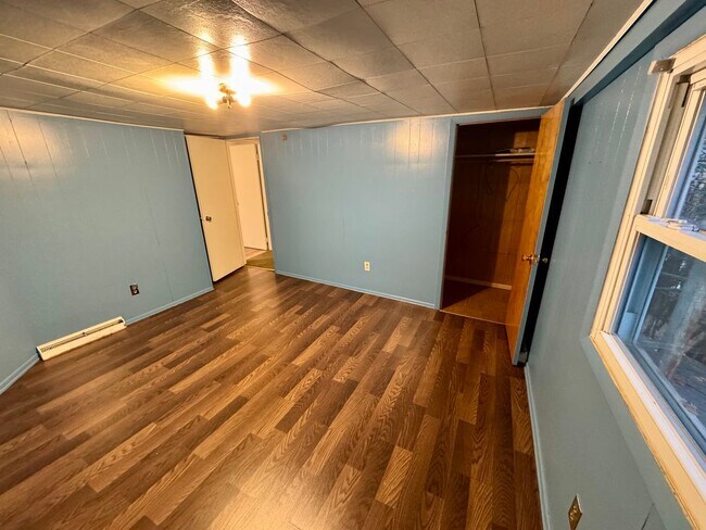 Building Photo - 470-474 Spang Avenue