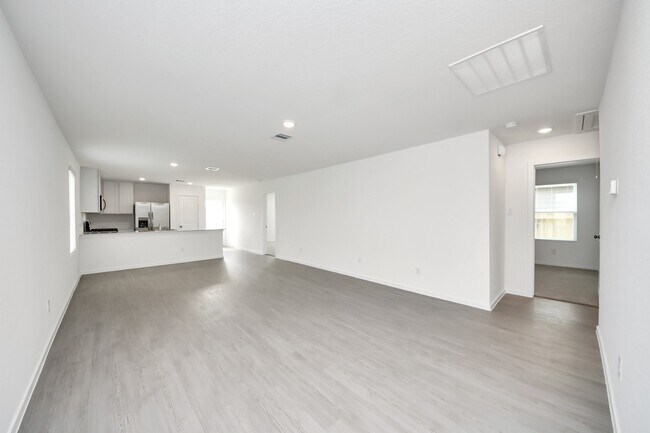 Building Photo - 311 Brandi Dr