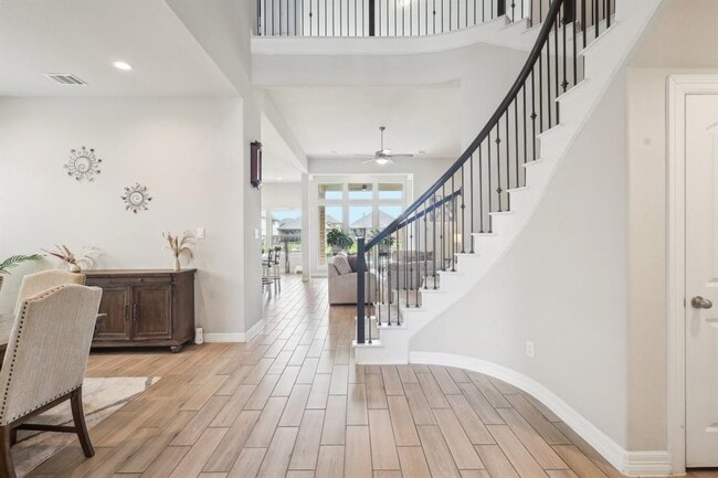 Building Photo - 29446 Westhope Dr