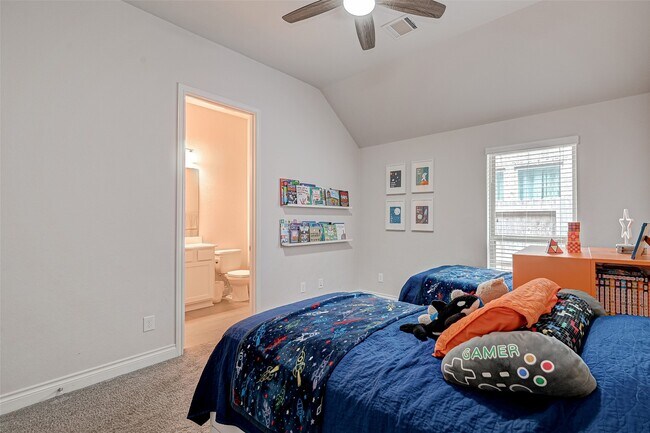 Building Photo - 3510 Auburn Creek Cir