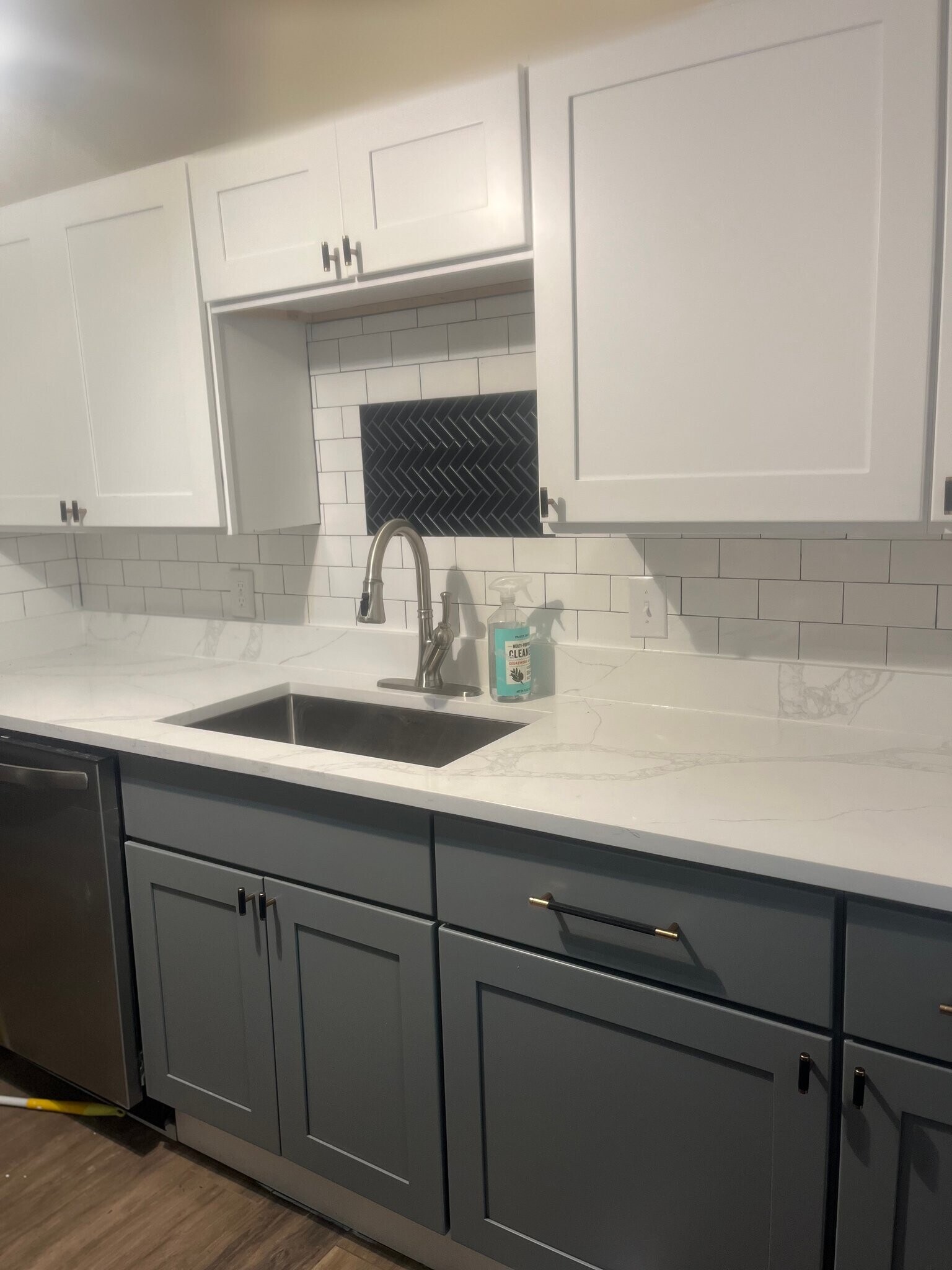 Building Photo - 274 N Rocksprings St