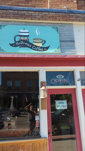 Building Photo - 402 Hazel Ave