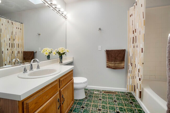 Building Photo - 11642 E Cornell Cir