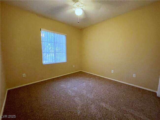 Building Photo - 3056 Brownbirds Nest Dr