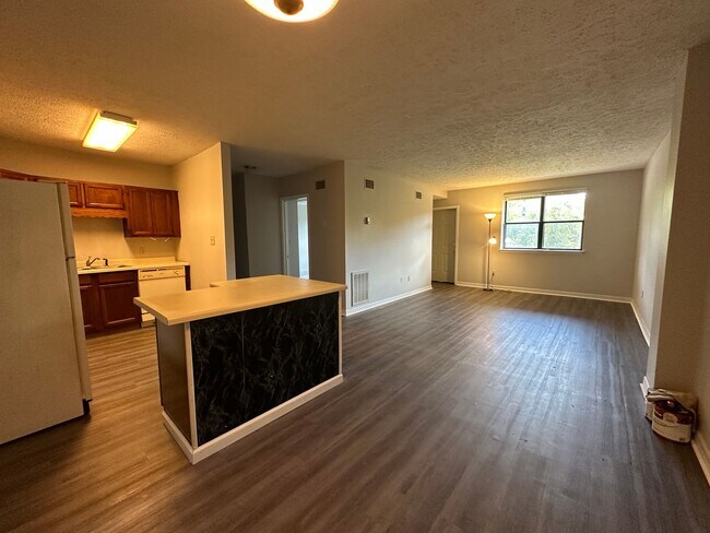 Building Photo - 1047 Kendrick Creek Rd