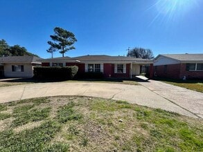 Building Photo - 1139 Carolina St