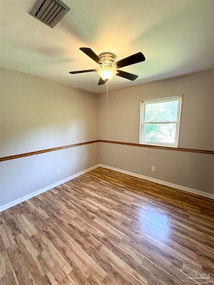 Building Photo - 4541 Marseille Dr