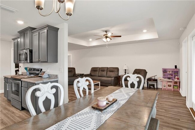 Building Photo - 2051 Whitebark Dr
