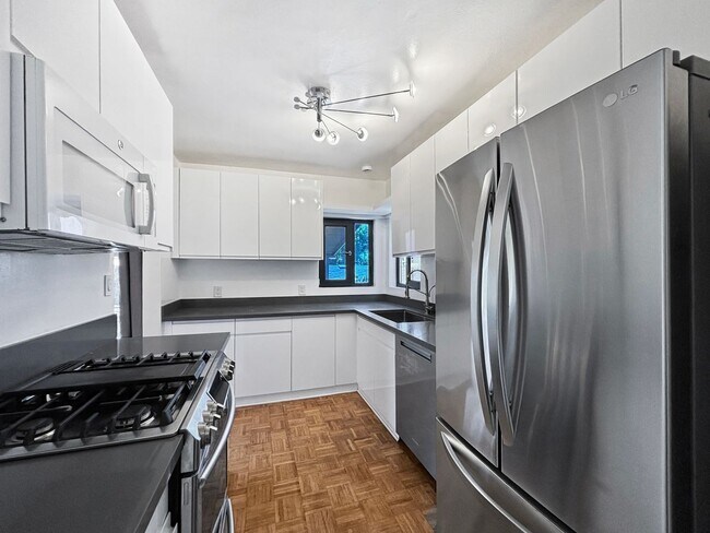 Building Photo - Beautiful 3BD/2BA House in El Cerrito w/ W...