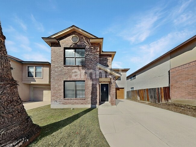 Building Photo - 33 Messenger Crk