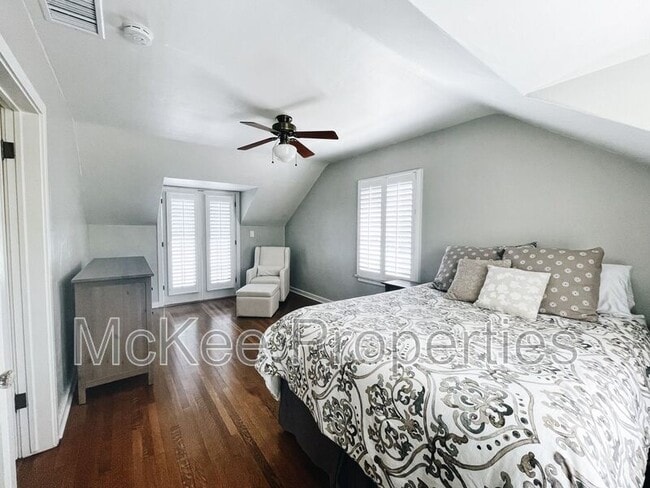 Building Photo - 277 B Ave