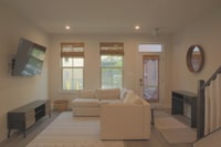 Building Photo - 2816 Devonshire Clfs Ter