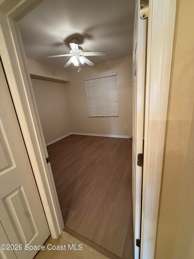 Building Photo - 6838 Toland Dr
