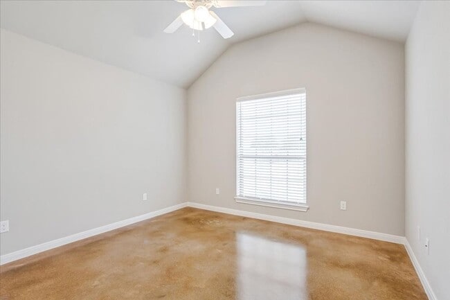 Building Photo - New Duplex on Hilltop Drive | Midway ISD