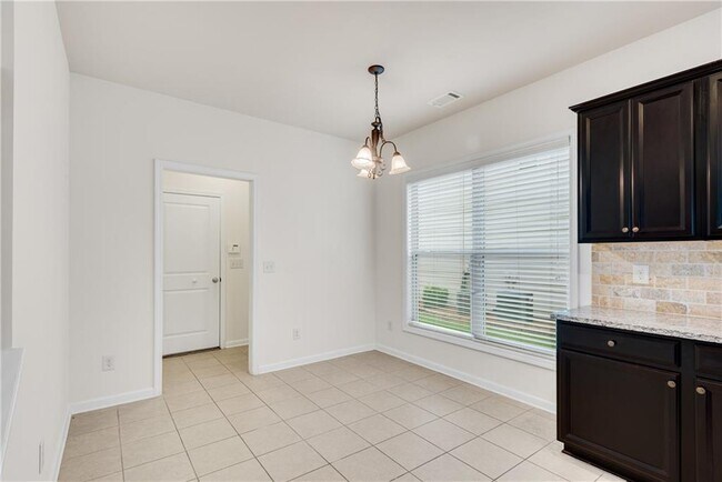Building Photo - 4920 Breezewood Cir