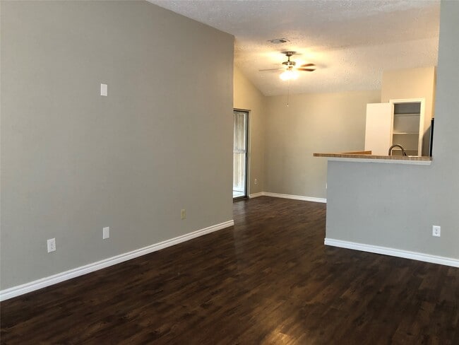Building Photo - 20415 Boxridge Ln