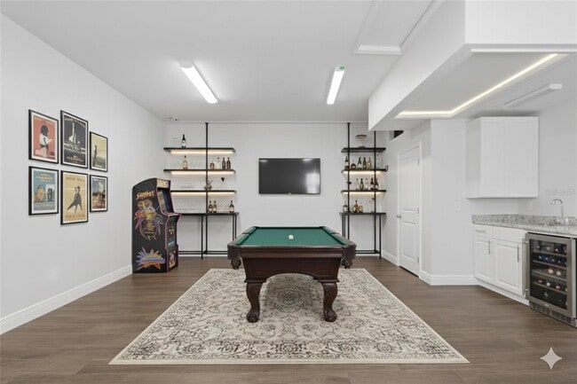 Building Photo - 810 W Whatley Pl