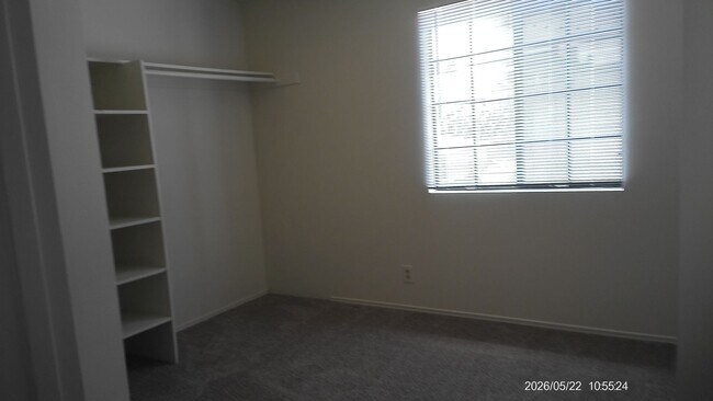 Building Photo - 239 Daisy Ave