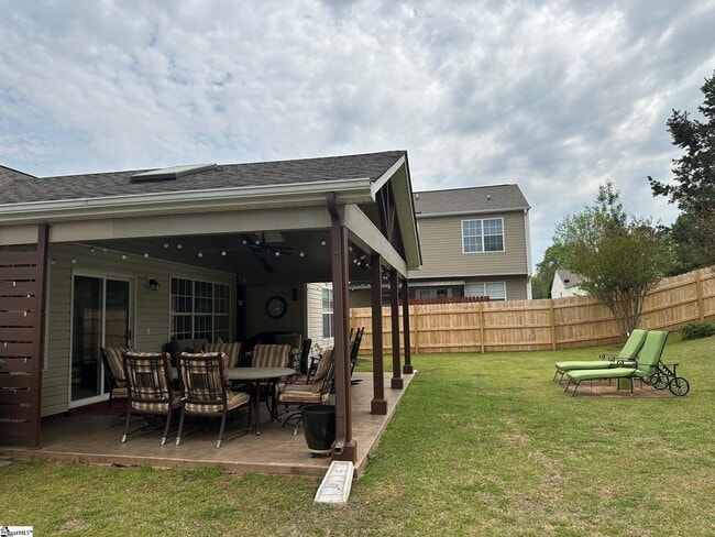 Building Photo - 103 Reedy River Way