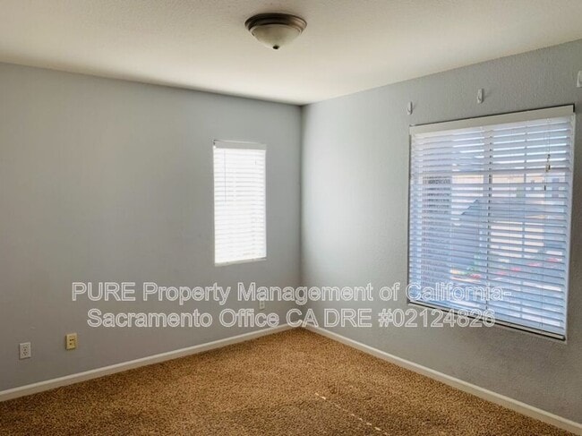 Building Photo - 140 Vento Ct