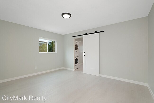 Building Photo - 2 br, 2 bath House - 5405 Olvera Ave