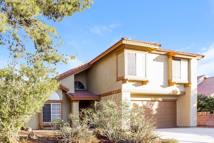 Building Photo - 333 Santa Monica Dr