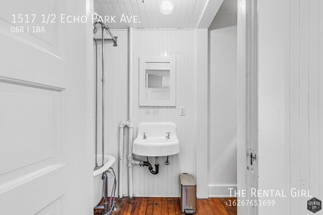 Building Photo - 1517 1/2 Echo Park Ave. -
