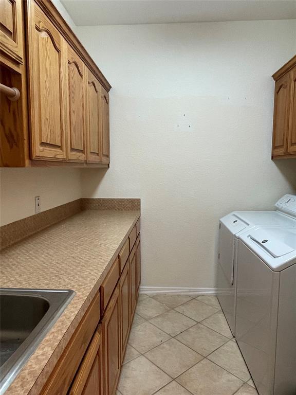 Building Photo - 120 Brazos Dr